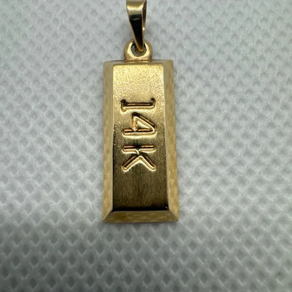 14k Yellow Gold Bar Pendant “14K” 3-d Hollow 0.69 grams - Picture 4 of 11